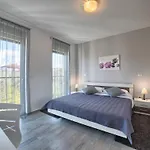 Villa In With Swimming Pool *